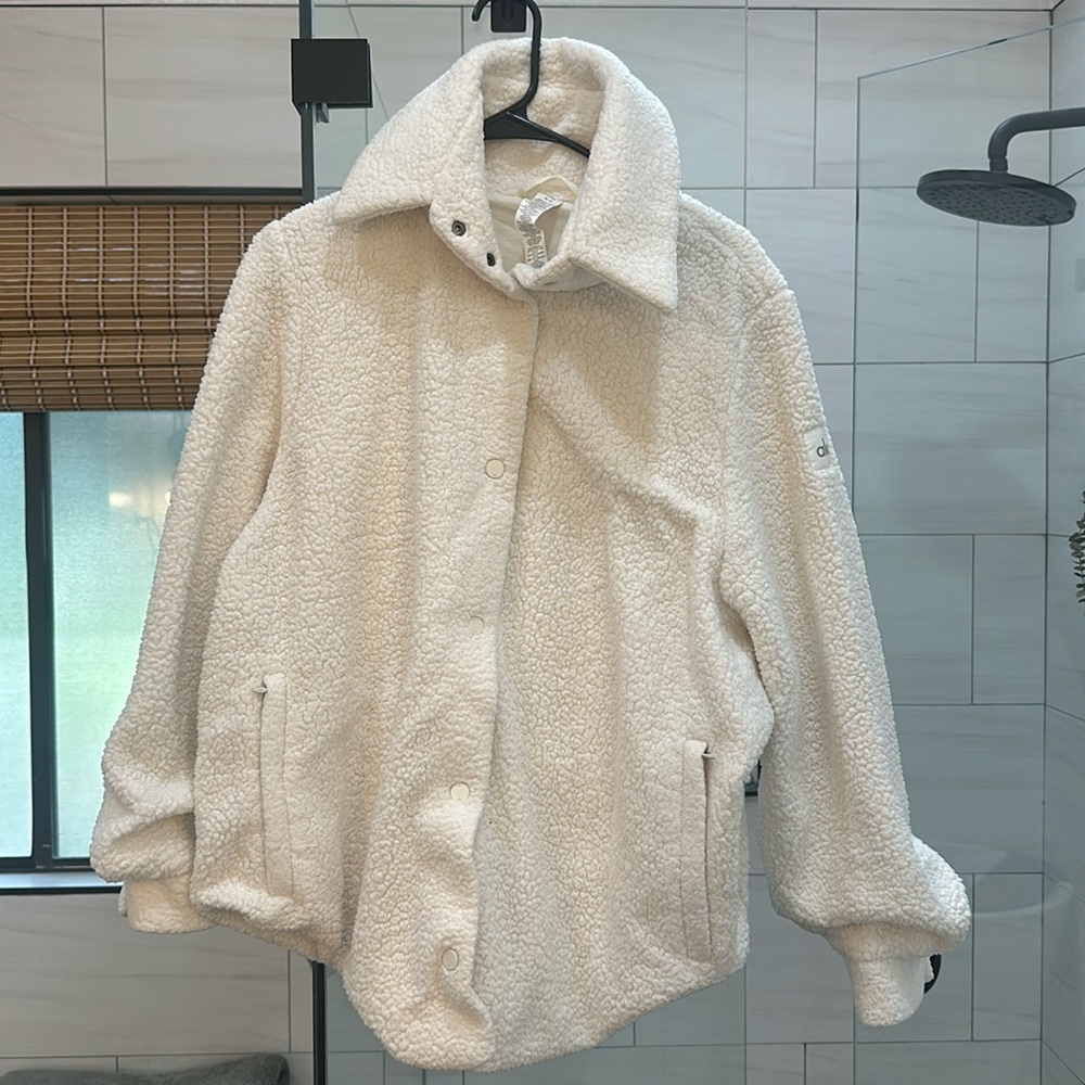 Alo Micro Sherpa shacket